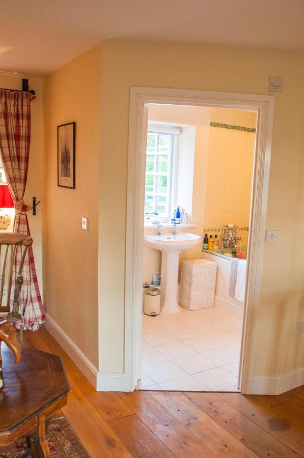 Milton Farm Bed and Breakfast East Knoyle Εξωτερικό φωτογραφία
